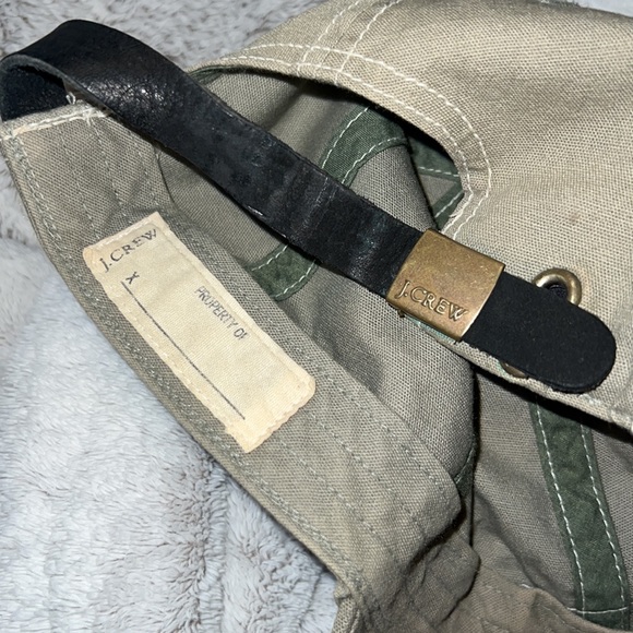 Olive green J Crew hat - Picture 3 of 3